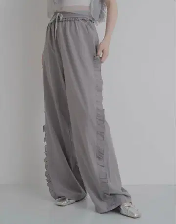 쥬멜로 사이드 프릴 루즈 팬츠 그레이