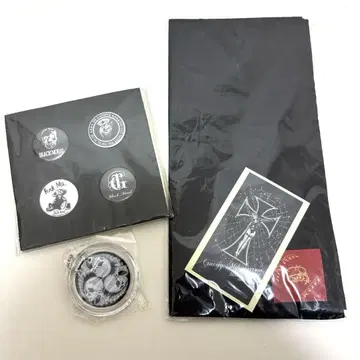 the GazettE BLACK MORAL 투어 굿즈 반다나 캔뱃지