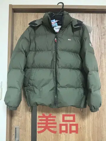 Tommy 다운 자켓 카키색