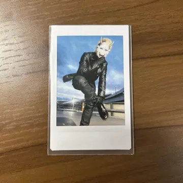 O-MENZ 반야 폴라로이드