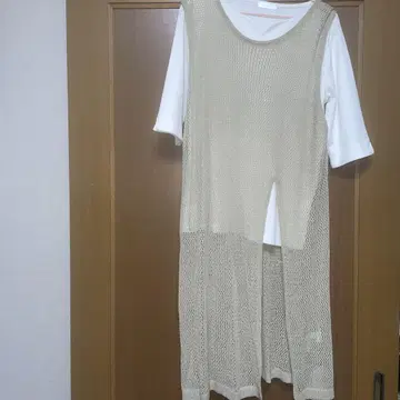 vintrois 메쉬 베스트 베이지 새상품, 미사용