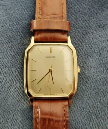 SEIKO 5P31-5190 쿼츠 스퀘어 손목시계