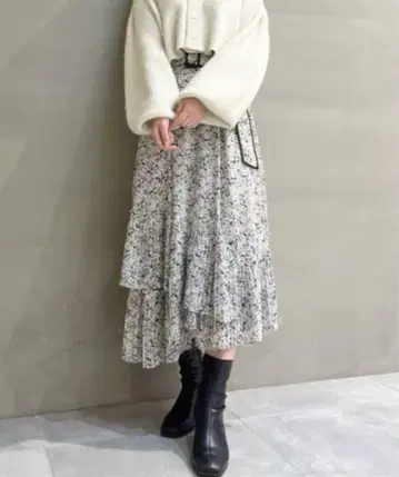 SNIDEL Sustainable 프린트 플리츠 캉캉 스커트