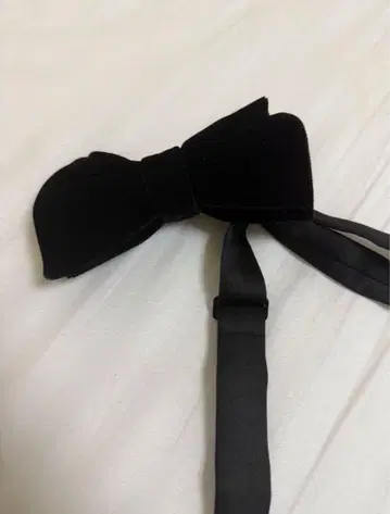 블랙 벨벳 보타이