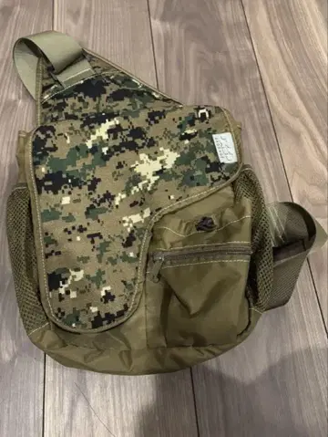 XS BAGGAGE x BEAMS / 별주 BodyBag