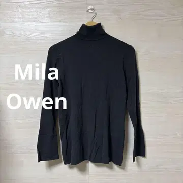 Mila Owen 커프스 디테일 터틀넥 리브 니트 플레어 소매