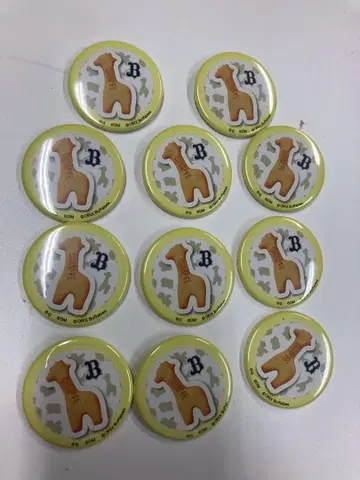 MB13 타베코 동물 기린 캔뱃지 버팔로 11개 세트