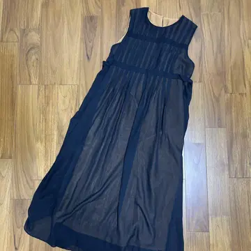 새상품급 블랙 쉬폰 슬리브리스 롱 원피스 포멀에도