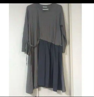 새상품급 오즈 온 컴플렉스 원피스 가격 인하