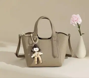 베이지 핸드백 참 포함