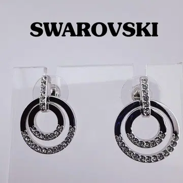SWAROVSKI / 스와로브스키 스윙 귀걸이 실버 컬러