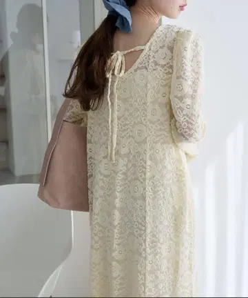 Kastane 벨로아 레이스 원피스