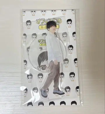 오피스에 있는 아크릴 스탠드