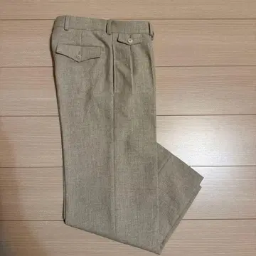 BERNARD ZINS   BEAMS 별주 SACHA