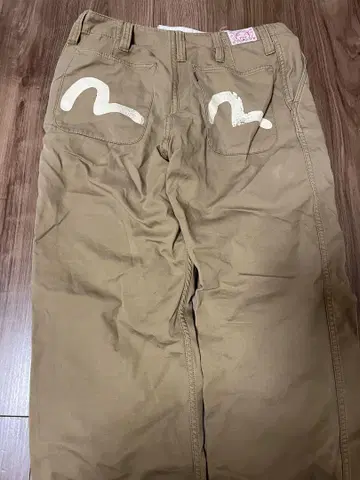 에비수 치노 팬츠