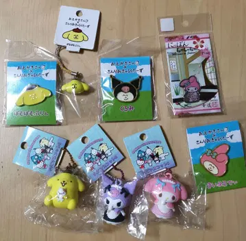 산리오 스트랩 끈 달린 장식 쿠로미 마이멜로디 폼폼푸딩 8개