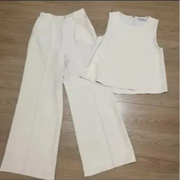 나노 유니버스 베이지 계열 탱크탑 와이드 팬츠 셋업