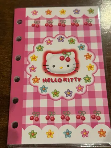 [ 새상품 ] 산리오 고르고 고르고 스티커북 헬로키티 스티커북