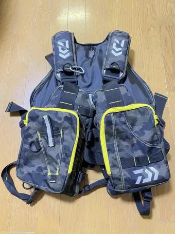 다이와 카모 패턴 낚시용 구명 조끼