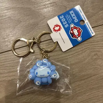 시나모롤 최애 컬러 입체 키링 나리키리 미야쿠미야쿠 신오사카역 한정판