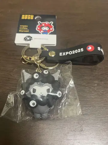 오사카 간사이 만박 산리오 블랙 미야쿠미야쿠 변신 키링 쿠로미