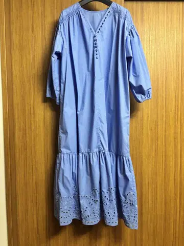 컷워크 자수 원피스