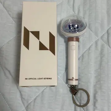 INI OFFICIAL LIGHT STICK 키링