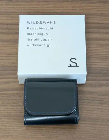 WILDSWANS 3단 폴더형 지갑 STELLA 쉘 코도반