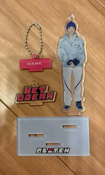 Glitch Mode NCT DREAM 마크 아크릴 스탠드