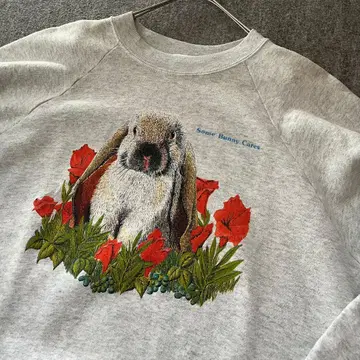90s FRUIT OF THE LOOM Bunny Sweat-shirt
