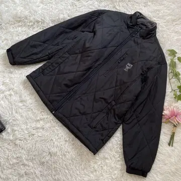 새상품급 MCM 패딩 자켓 퀼팅 블랙 로고 자수 L