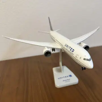 호건 1/200 B787 유나이티드 항공