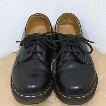 Dr.Martens 닥터마틴 3홀