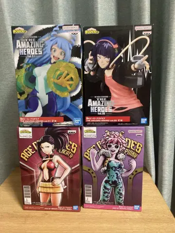 AMAZING HEROES 피규어 4체 세트