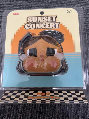 POPMART CRYBABY Sunset Concert 이어폰 케이스