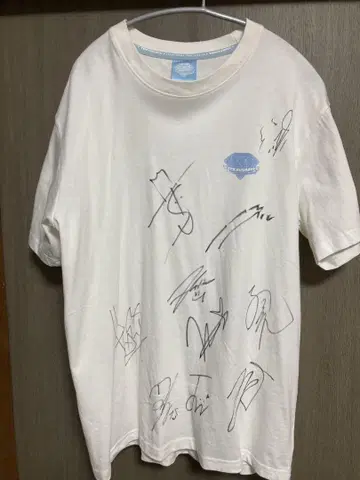 TREASURE JAPAN ARENA TOUR 친필 사인T셔츠