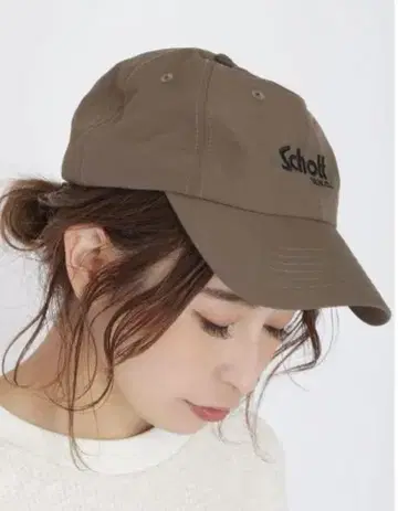 Ungrid Schott 별주 cap