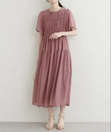 내추럴 꾸뛰르 변형 셔링 플레어 슬리브 원피스 핑크