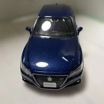 CROWN 세단 다크 블루 1/30
