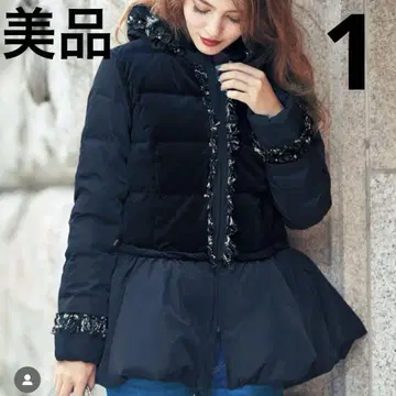 chesty 플럼 다운 자켓 숏 네이비 새상품급 1 베스트