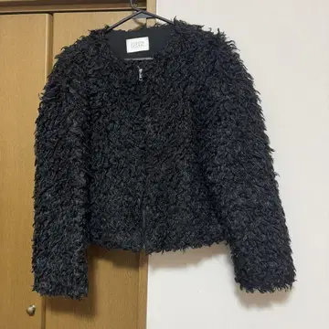 블랙 플리스 자켓 숏 기장