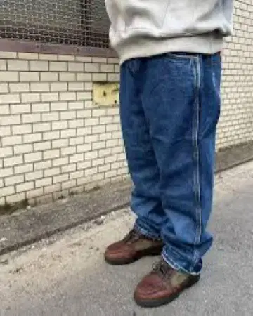 W40 WRANGLER BAGGY DENIM MEDIUM WASHED