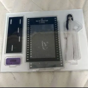 IVE 이서 아크릴 스탠드 (트레이딩 카드 제외) 서울 한정판 팝업