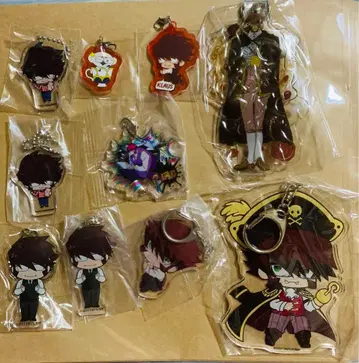 클라우스 V 라인헬츠 아크릴 키링 참 세트