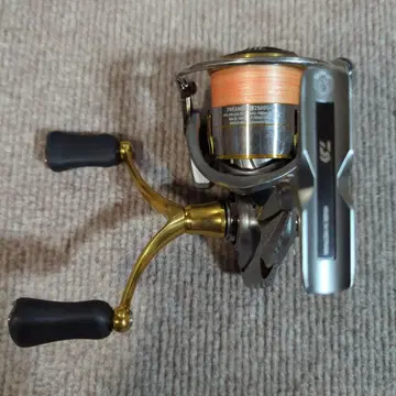 DAIWA 프림스 LT2500s-DH 입니다.