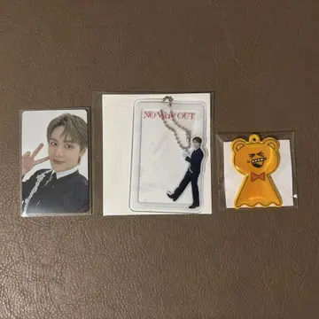 WayV NO Way OUT 랜덤 토이 회장 구매 혜택 포토 카드 쿤