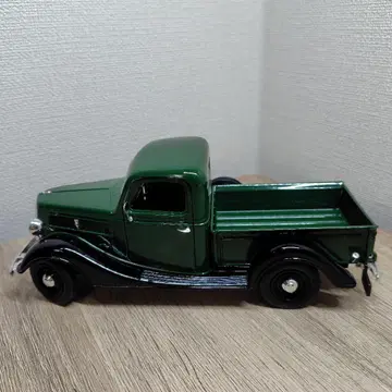 '37 FORD PICKUP