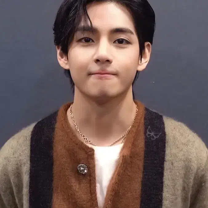 셀린느 [BTS 뷔님 착용] 23ss 컬러블록 브러쉬드 모헤어 가디건 사진 4