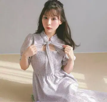 사이토 나기사 착용 도트 롱 원피스