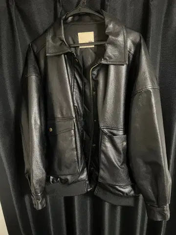 블랙 레더 봄버 자켓